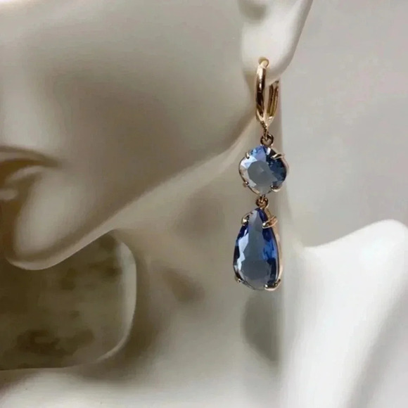 TEAR Drop Earrings - Picture 3 of 3